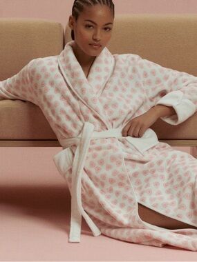 Hill House Pink & White Heart-Print hotel robe